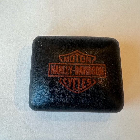 Harley-Davidson black Hills Gold set - Picture 6 of 12